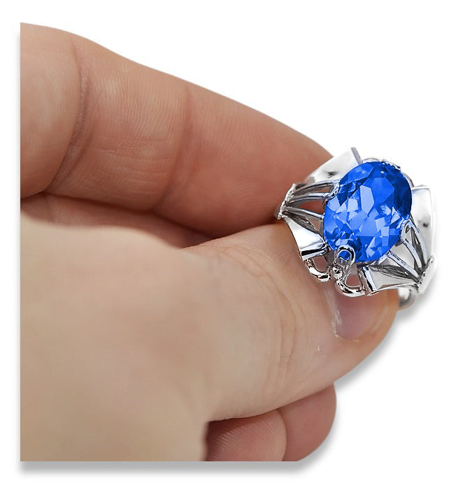 Vintage Sapphire Ring in Sterling Silver (vrc015s-sp) — close-up of the stone and setting