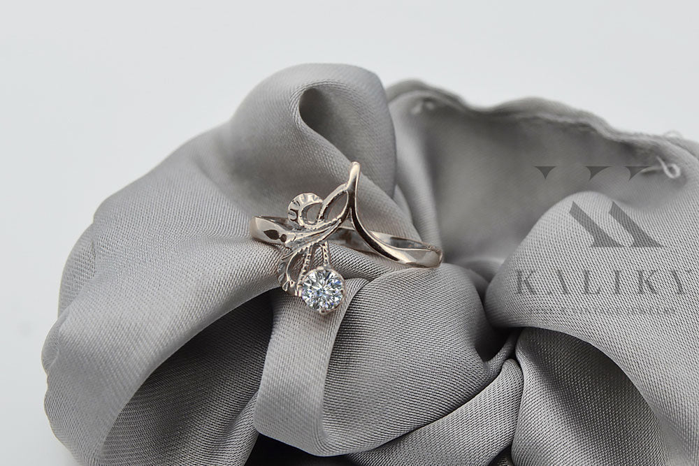 Vintage Zircon Cubic Ring in Sterling Silver (vrc095s-zi) — side view showing the setting