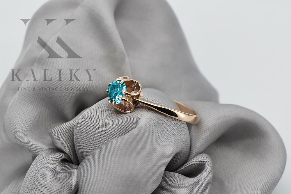 Vintage Aquamarine Ring in 14K Rose Gold (vrc348r-aq) — detail of the metal texture