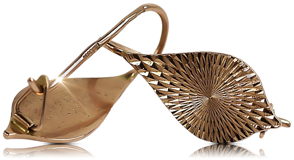 Vintage Leaf Earrings in 14K Rose Gold (ven086) — full view of the piece