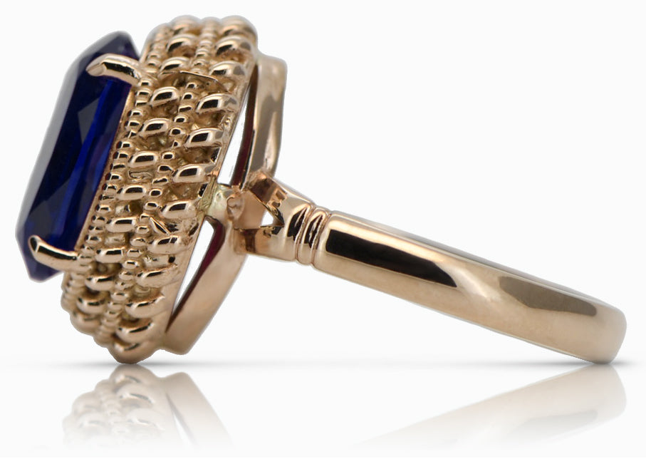 Vintage Sapphire Ring in 14K Rose Gold (vrc068r-sp) — close-up of the stone and setting