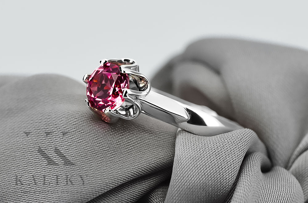 Vintage Ruby Ring in Sterling Silver (vrc122s-rb) — full view of the piece
