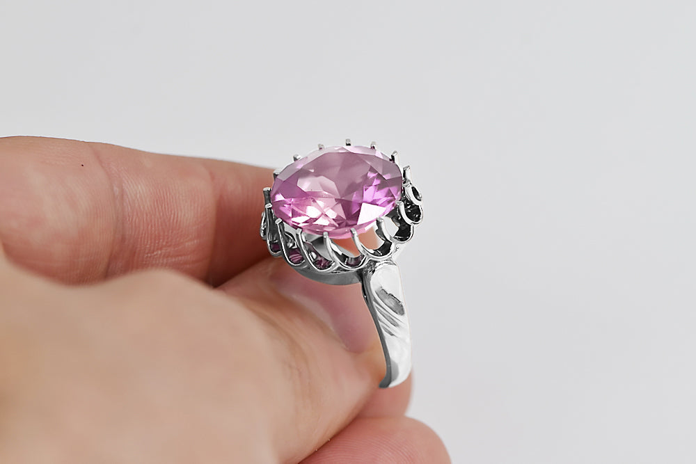 Vintage Amethyst Ring in Sterling Silver (vrc035s-am) — full view of the piece