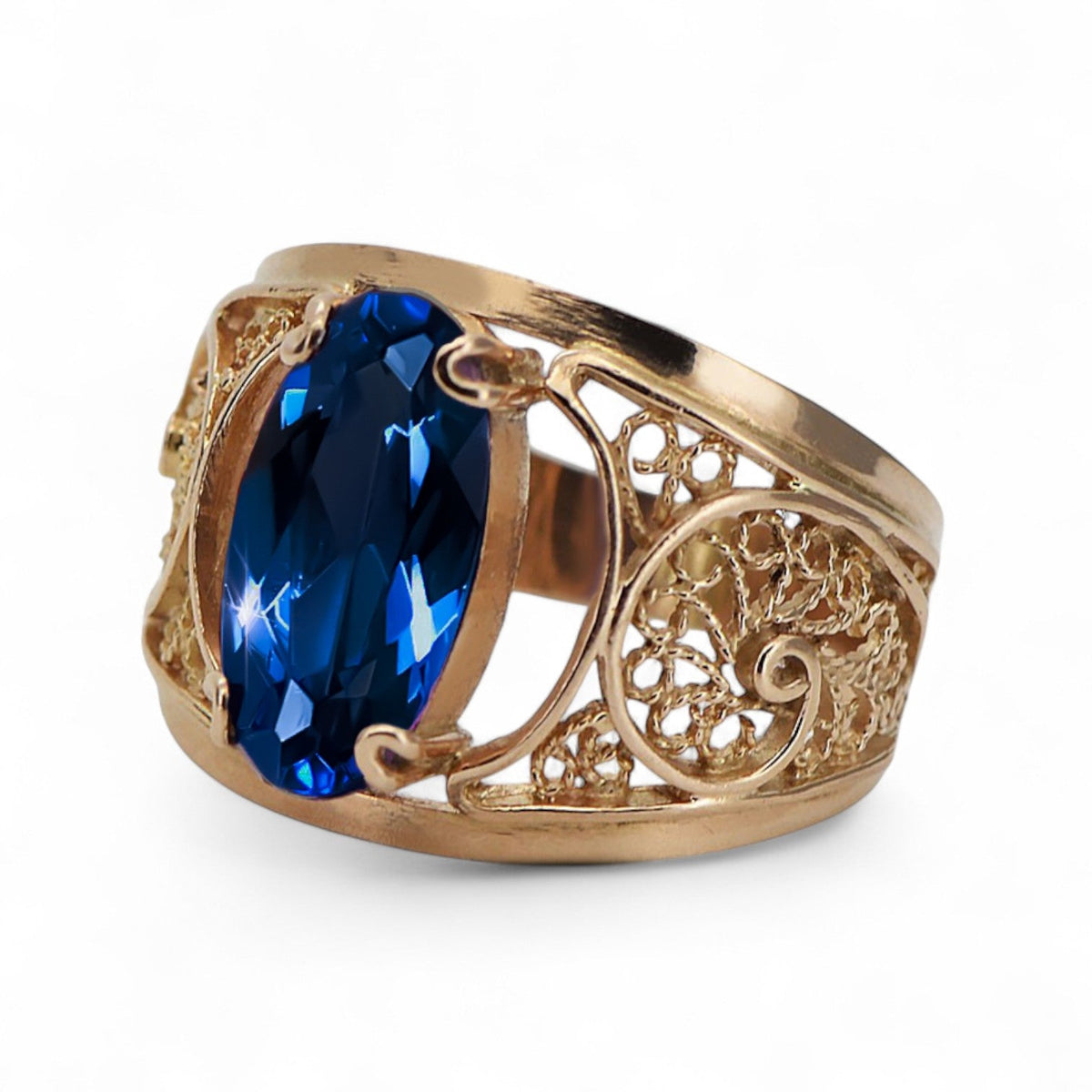 Vintage Sapphire Ring in 14K Rose Gold (vrc057r-sp) — full view of the piece