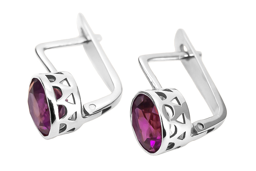 Vintage Amethyst Earrings in Sterling Silver (vec107s-am) — side view showing the setting