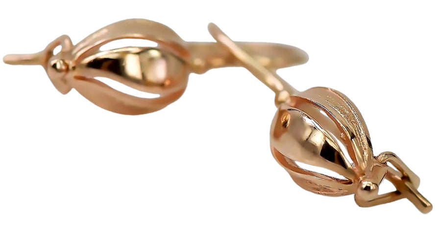 Vintage Leaf Earrings in 14K Rose Gold (ven069) — side view showing the setting