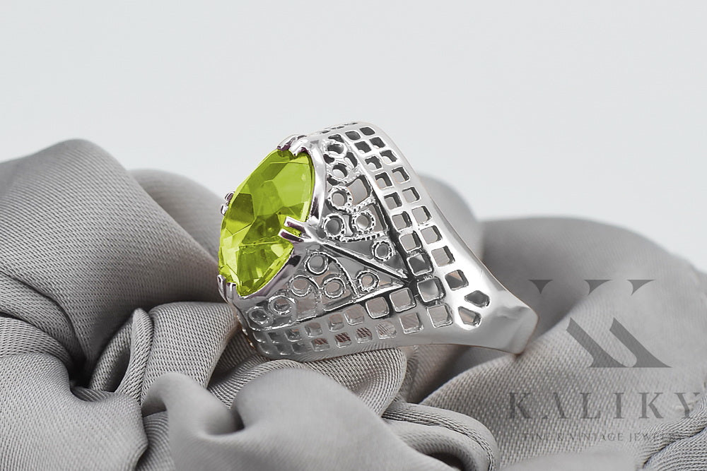 Vintage Yellow Peridot Ring in Sterling Silver (vrc030s-yp) — full view of the piece