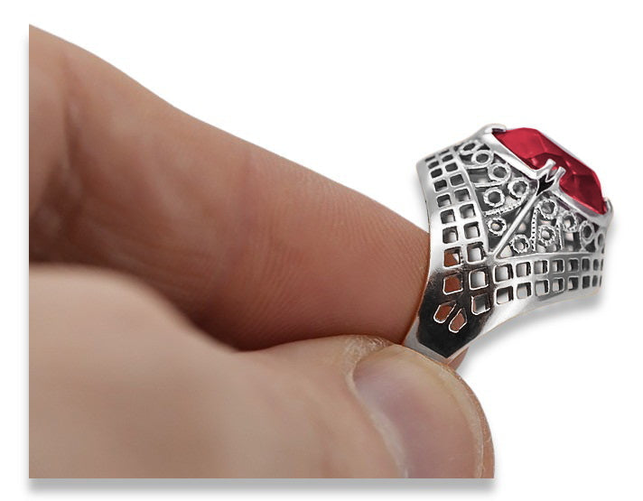 Vintage Ruby Ring in Sterling Silver (vrc030s-rb)