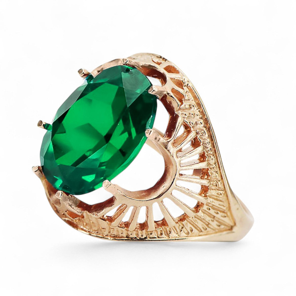 Vintage Emerald Ring in 14K Rose Gold (vrc003r-em) — full view of the piece