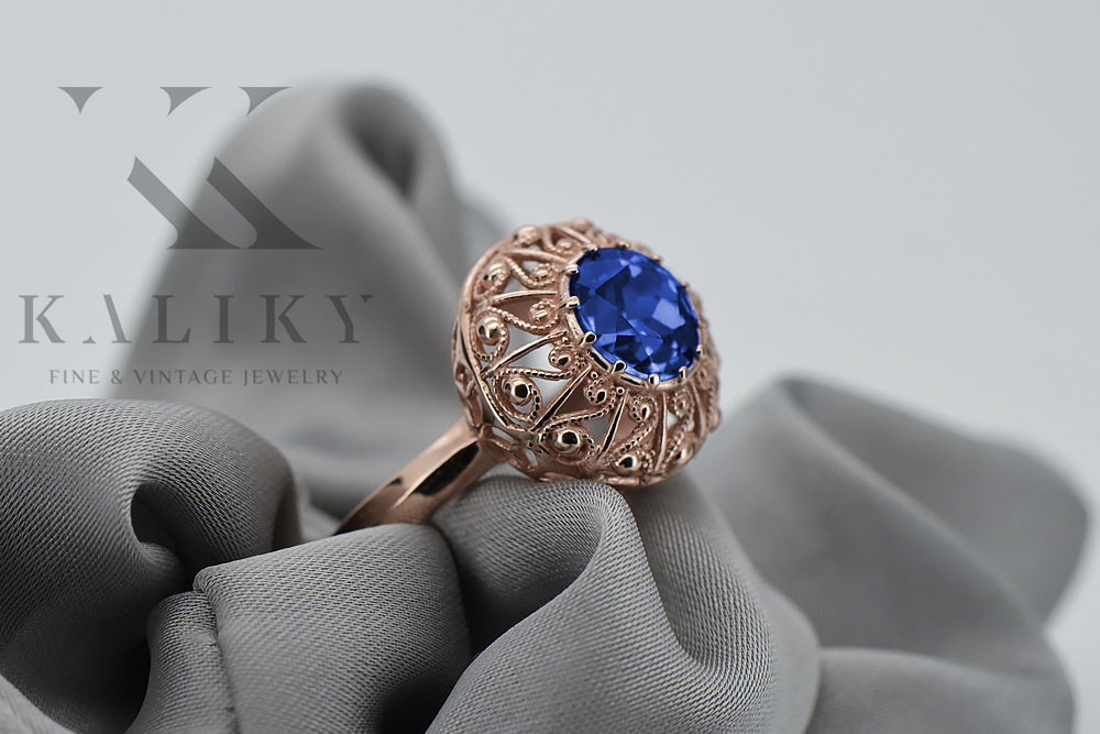 Vintage Sapphire Ring in 14K Rose Gold (vrc059r-sp) — worn on the hand, showing profile