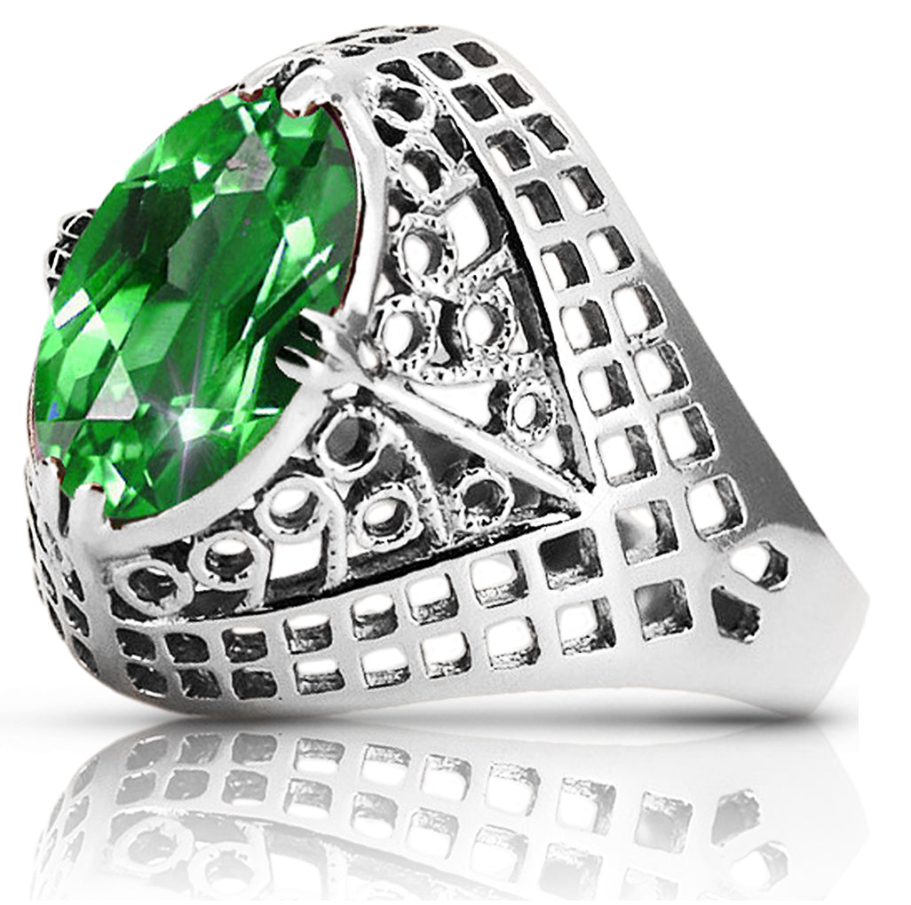 Vintage Emerald Ring in Sterling Silver (vrc030s-em)