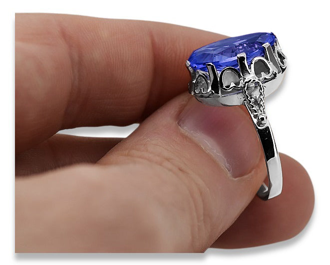 Vintage Sapphire Ring in Sterling Silver (vrc134s-sp) — close-up of the stone and setting