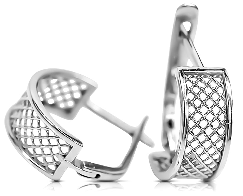 Vintage Earrings in Sterling Silver (ven121s)