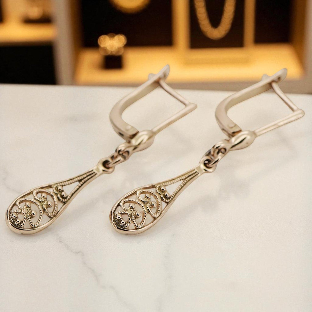 Vintage Leaf Earrings in 14K Rose Gold (ven239)