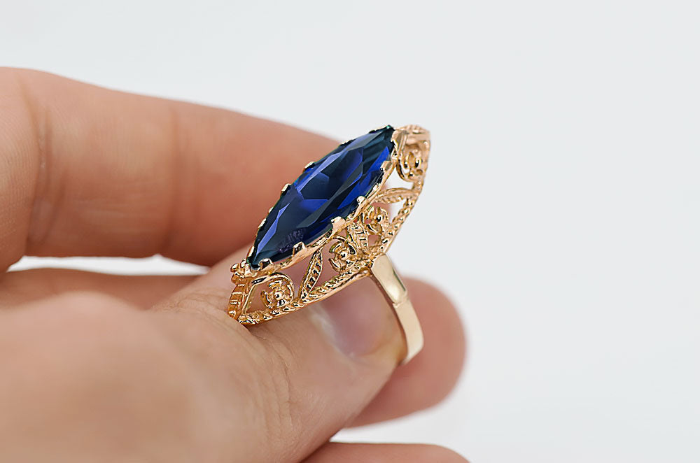 Vintage Sapphire Ring in 14K Rose Gold (vrc005r-sp) — side view showing the setting
