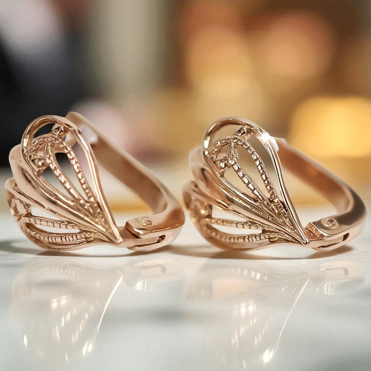 Vintage Heart Earrings in 14K Rose Gold (ven076) — full view of the piece