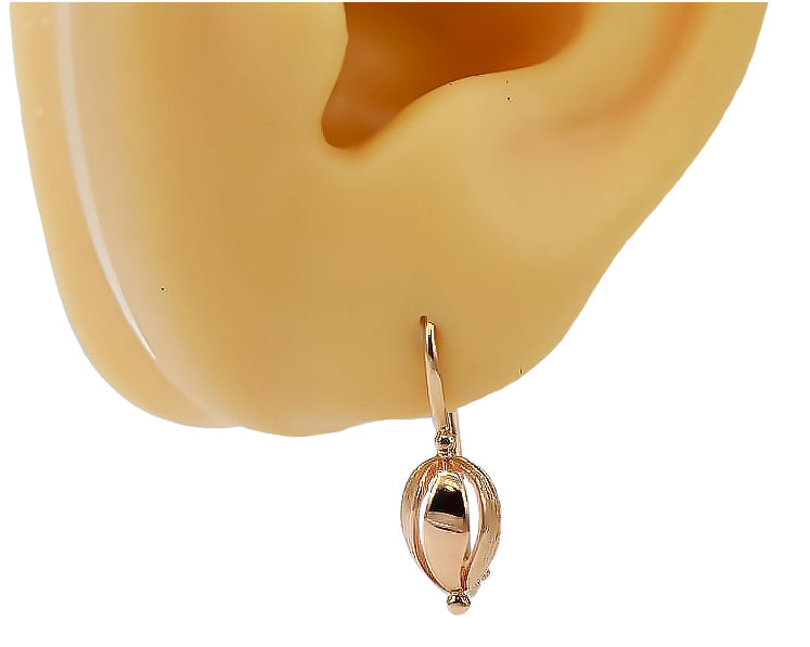 Vintage Leaf Earrings in 14K Rose Gold (ven069) — full view of the piece