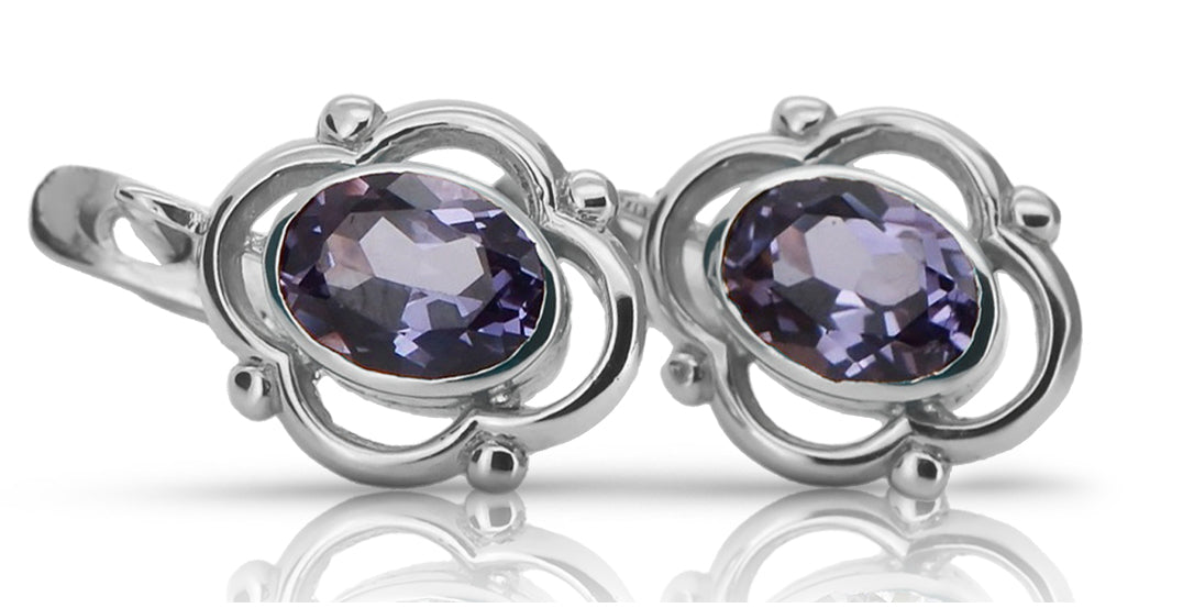 Vintage Alexandrite Earrings in Sterling Silver (vec033s-ax) — side view showing the setting