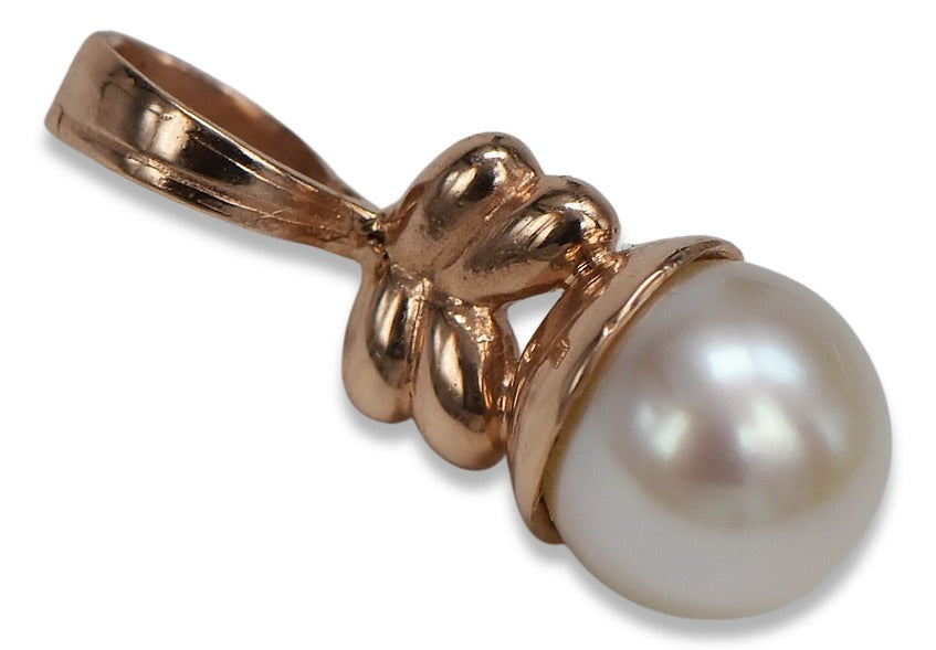 Vintage Pearl Pendant in 14K Rose Gold (vppr005) — worn on the hand, showing profile