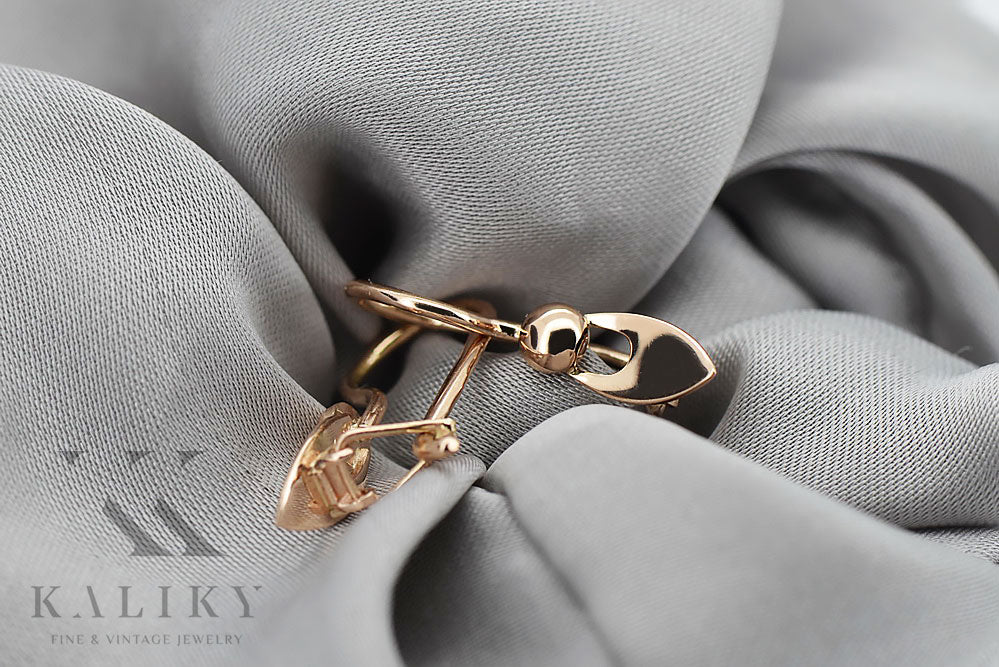 Vintage Leaf Earrings in 14K Rose Gold (ven208) — view 7