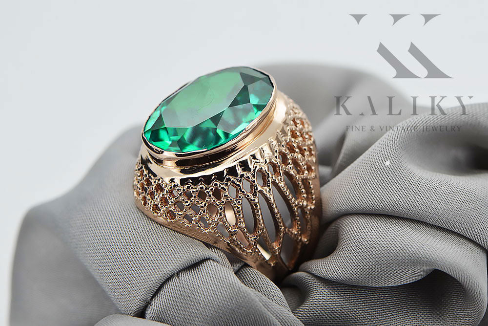 Vintage Emerald Ring in Rose Gold-Plated Sterling Silver (vrc089rp-em) — worn on the hand, showing profile