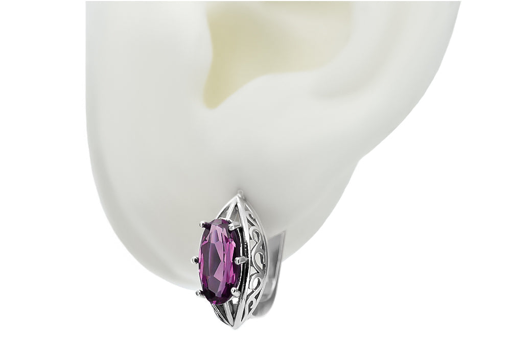 Vintage Amethyst Earrings in Sterling Silver (vec141s-am) — close-up of the stone and setting