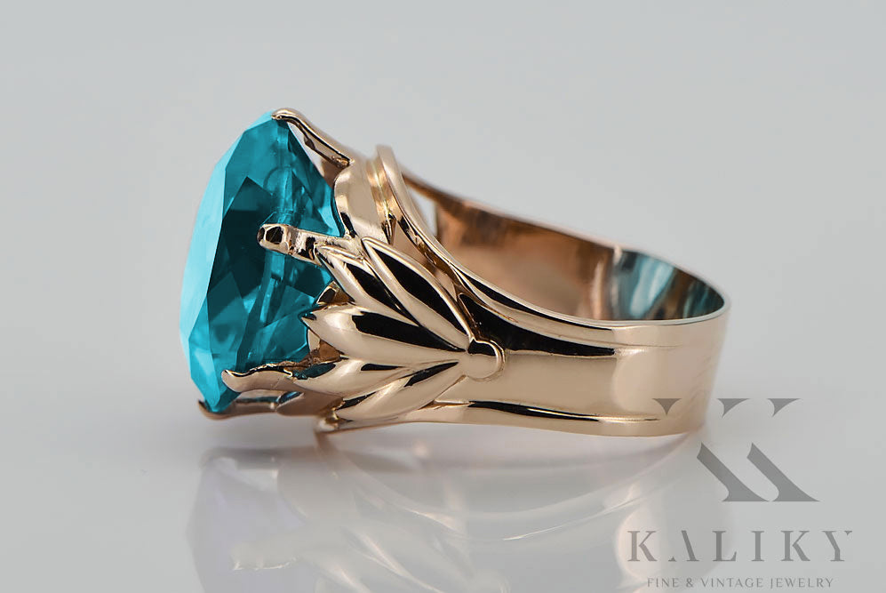 Vintage Aquamarine Ring in 14K Rose Gold (vrc029r-aq) — back view with the clasp