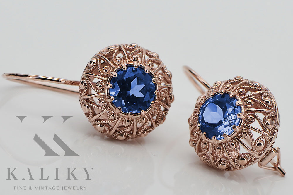Vintage Sapphire Earrings in 14K Rose Gold (vec002r-sp) — side view showing the setting