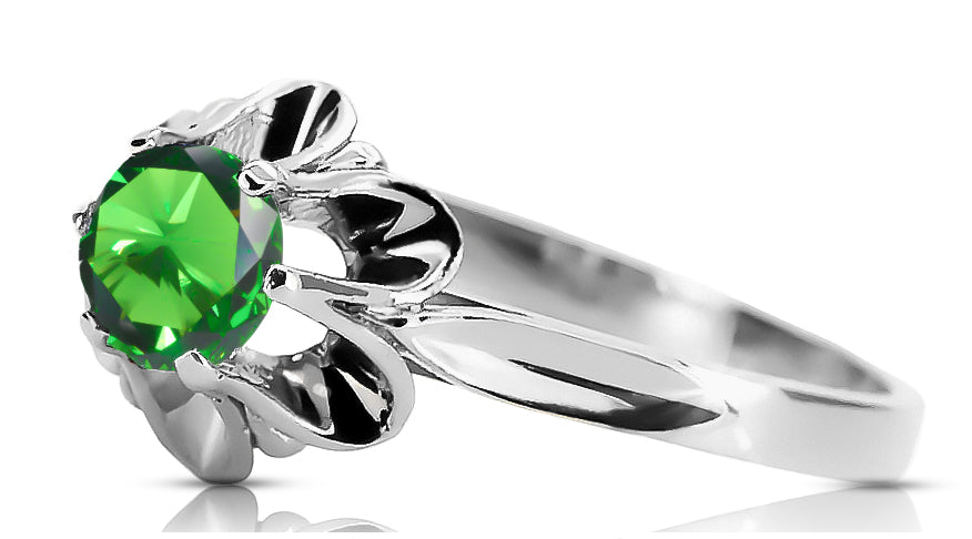 Vintage Emerald Craft Ring in Sterling Silver (vrc004s-em) — worn on the hand, showing profile