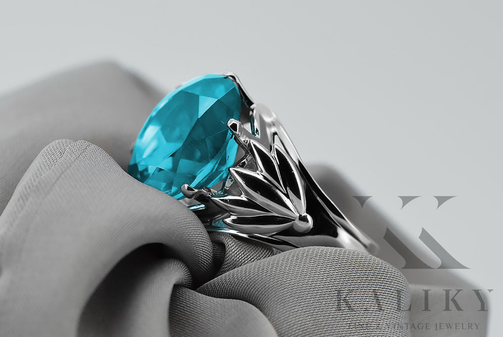 Vintage Aquamarine Ring in Sterling Silver (vrc029s-aq) — back view with the clasp