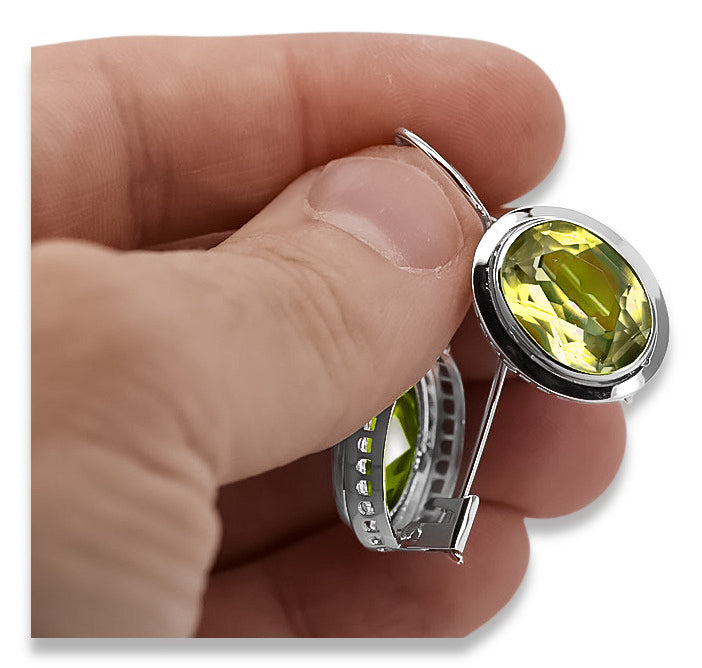 Vintage Yellow Peridot Earrings in Sterling Silver (vec114s-yp) — close-up of the stone and setting