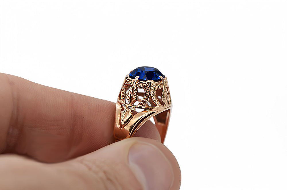 Vintage Sapphire Ring in 14K Rose Gold (vrc080r-sp) — side view showing the setting