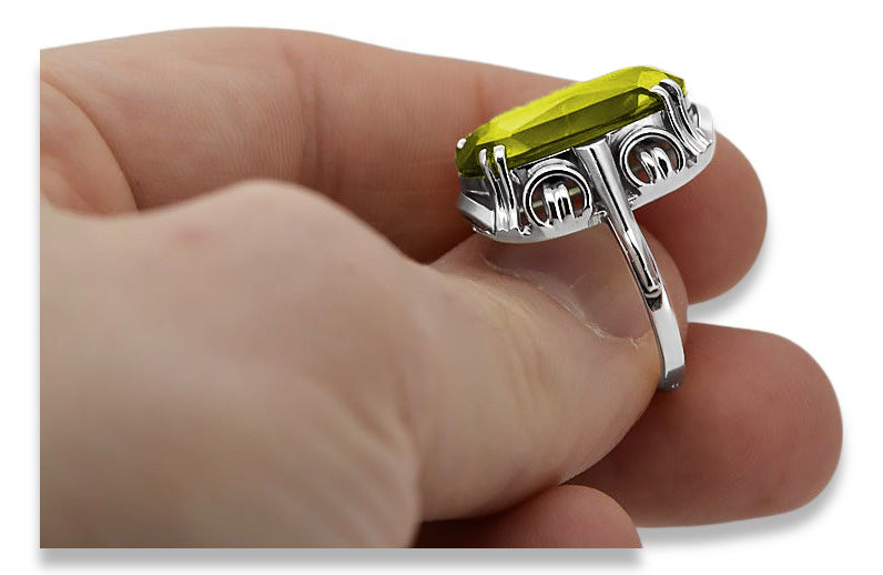 Vintage Yellow Peridot Ring in Sterling Silver (vrc038s-yp) — side view showing the setting