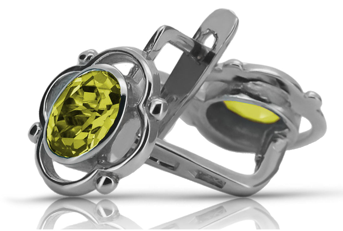 Vintage Yellow Peridot Earrings in Sterling Silver (vec033s-yp) — close-up of the stone and setting