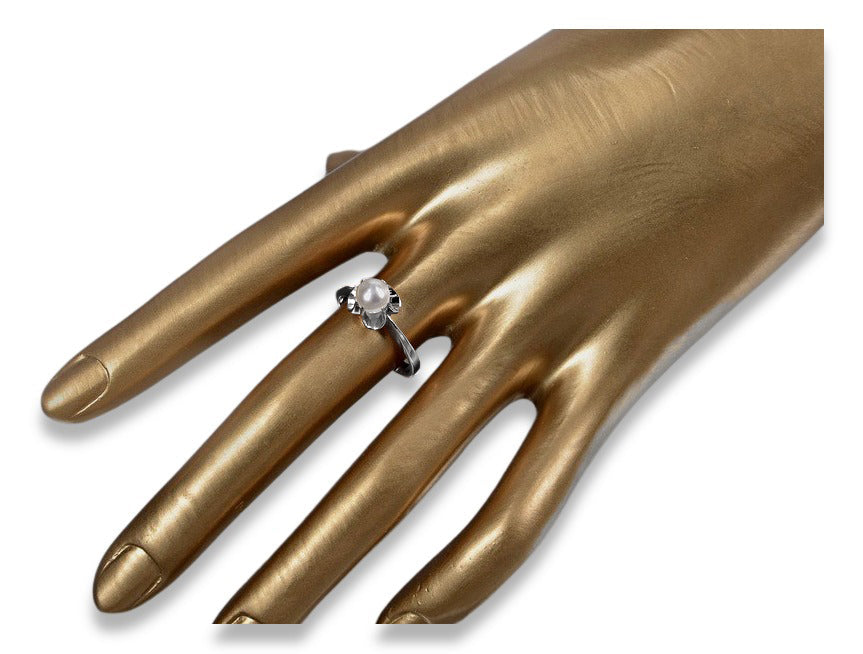 Vintage Pearl Ring in Sterling Silver (vrpr001s) — side view showing the setting