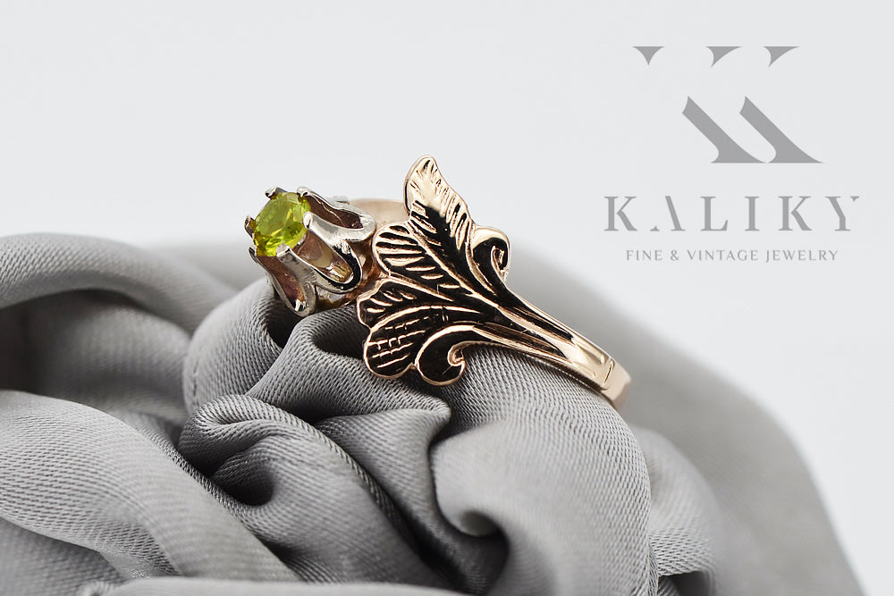 Vintage Yellow Peridot Ring in 14K Rose Gold (vrc169r-yp) — worn on the hand, showing profile