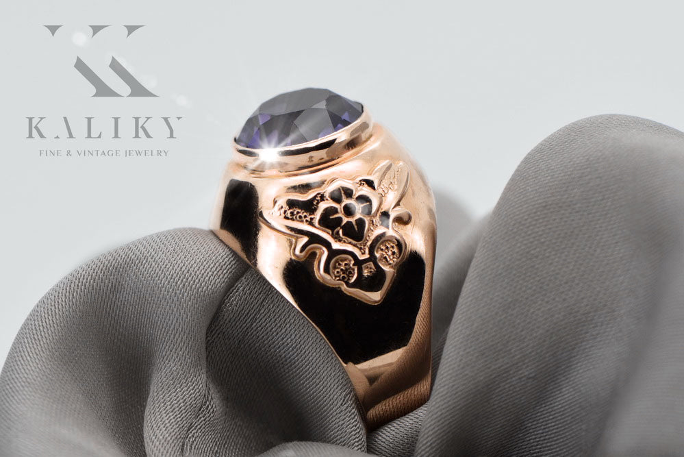 Vintage Alexandrite Ring in 14K Rose Gold (vrc078r-ax) — worn on the neckline, showing the drape