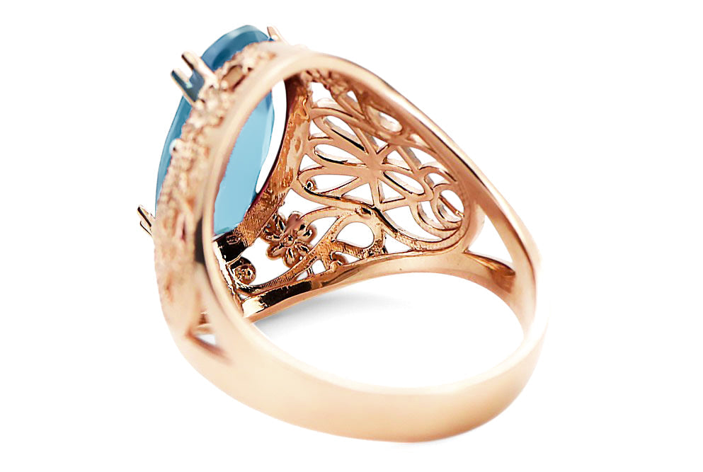 Vintage Aquamarine Ring in 14K Rose Gold (vrc074r-aq) — close-up of the stone and setting