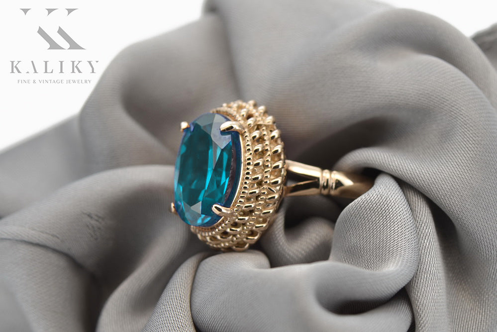 Vintage Aquamarine Ring in 14K Rose Gold (vrc068r-aq) — full view of the piece