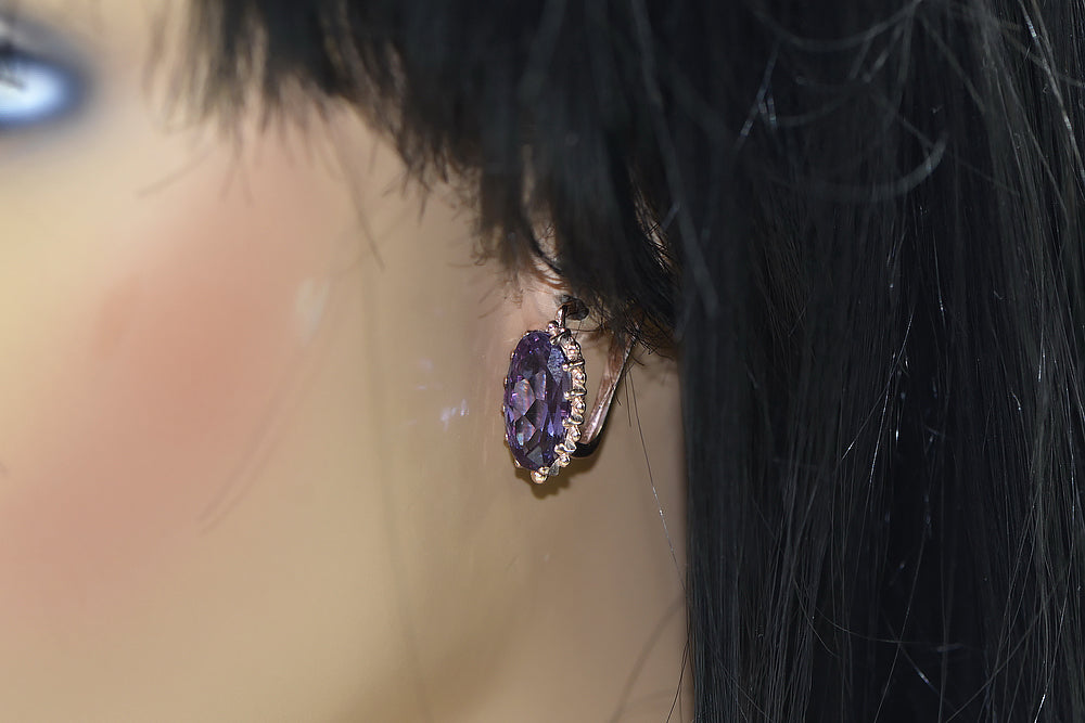 Vintage Alexandrite Aleksandryt Earrings in 14K Rose Gold (vec174r-ax) — worn on the hand, showing profile