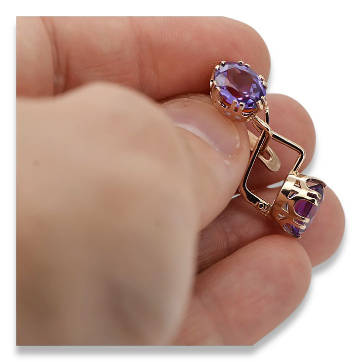 Vintage Alexandrite Earrings in 14K Rose Gold (vec016r-ax) — worn on the hand, showing profile