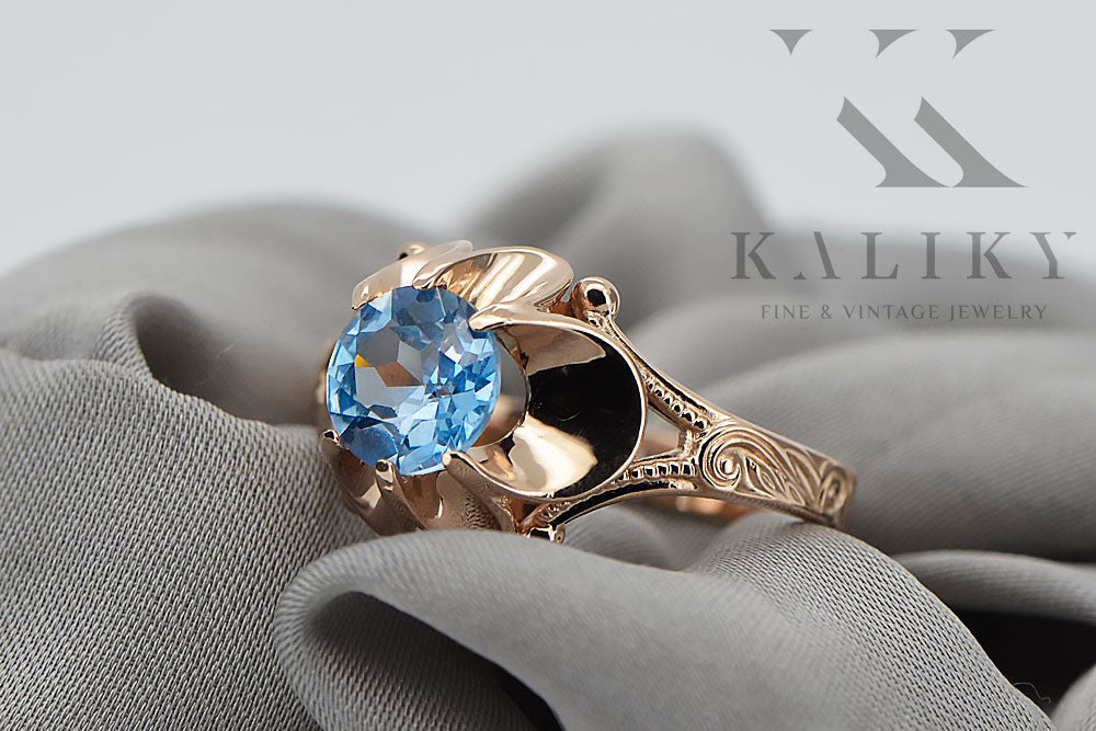 Vintage Aquamarine Ring in 14K Rose Gold (vrc377r-aq) — worn on the hand, showing profile