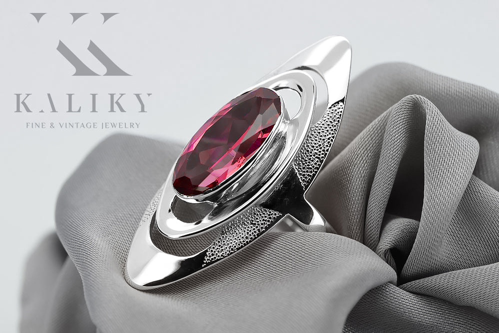 Vintage Ruby Ring in Sterling Silver (vrc189s-rb) — worn on the hand, showing profile