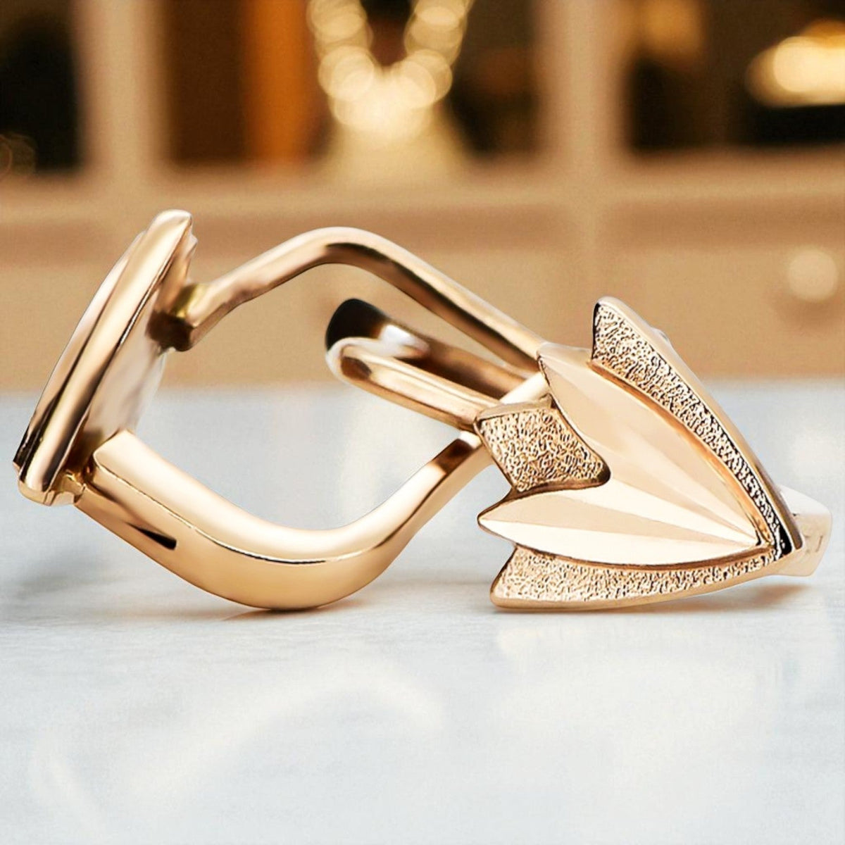Vintage Leaf Earrings in 14K Rose Gold (ven170)