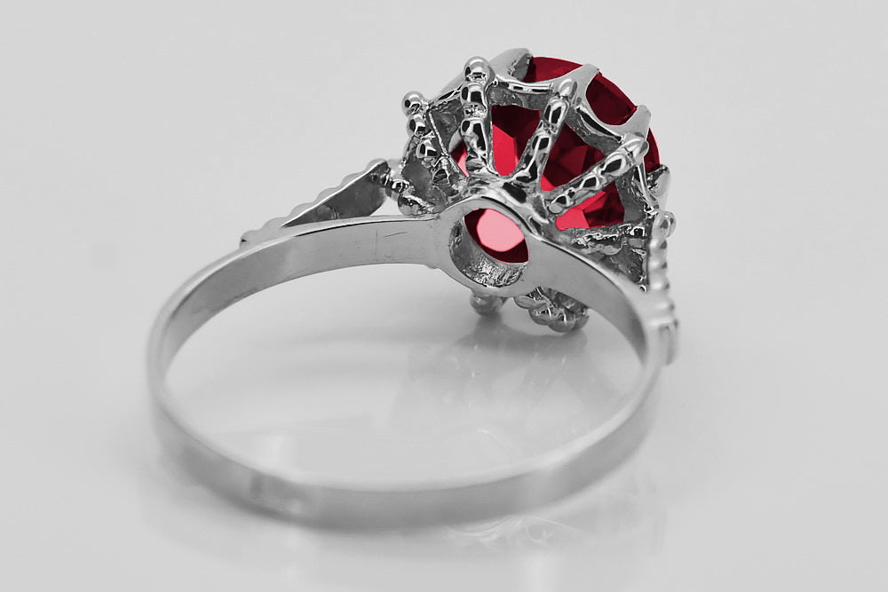 Vintage Ruby Ring in Sterling Silver (vrc045s-rb) — close-up of the stone and setting