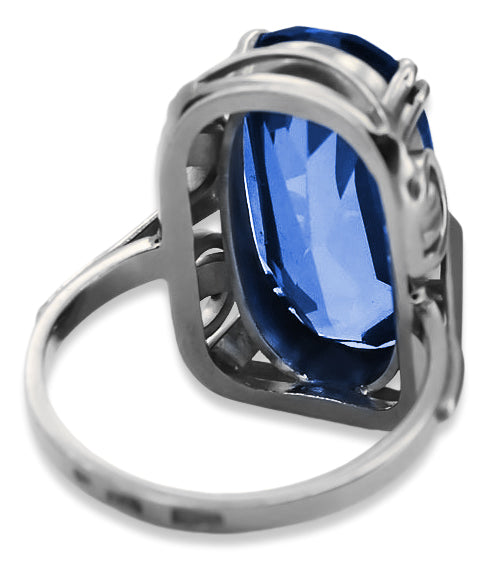 Vintage Sapphire Ring in Sterling Silver (vrc038s-sp) — close-up of the stone and setting