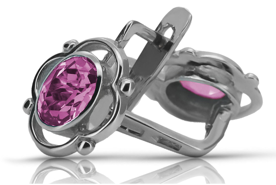 Vintage Amethyst Earrings in Sterling Silver (vec033s-am) — close-up of the stone and setting