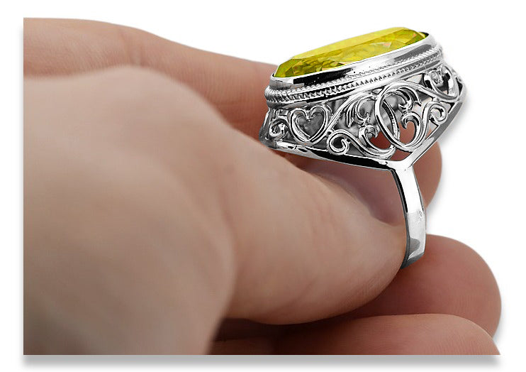 Vintage Peridot Ring in Sterling Silver (vrc184s-yp) — back view with the clasp