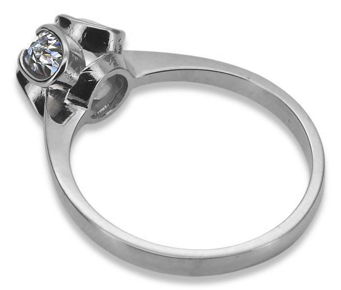 Vintage Zircon Ring in Sterling Silver (vrc348s-zi) — worn on the hand, showing profile
