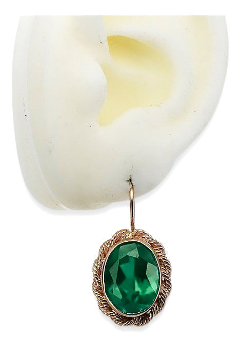 Vintage Emerald Craft Earrings in 14K Rose Gold (vec007r-em) — close-up of the stone and setting